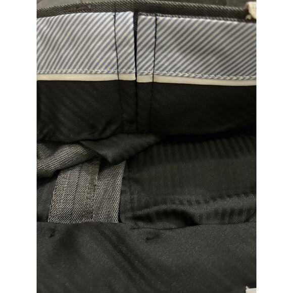 Haggar Classic Fit Pleated Premium Dress Pants 40x29 Cuffed Leg Extendable Waist - Picture 6 of 6